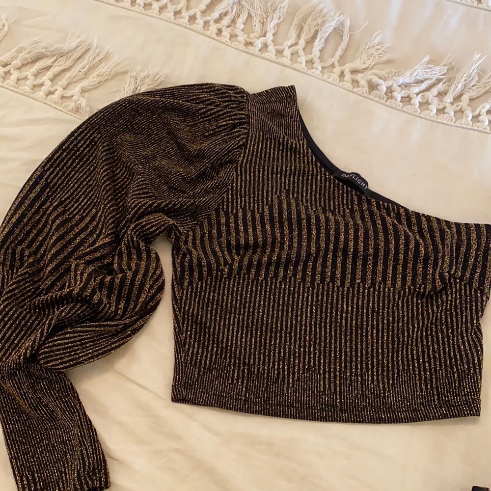 One shoulder glittery top